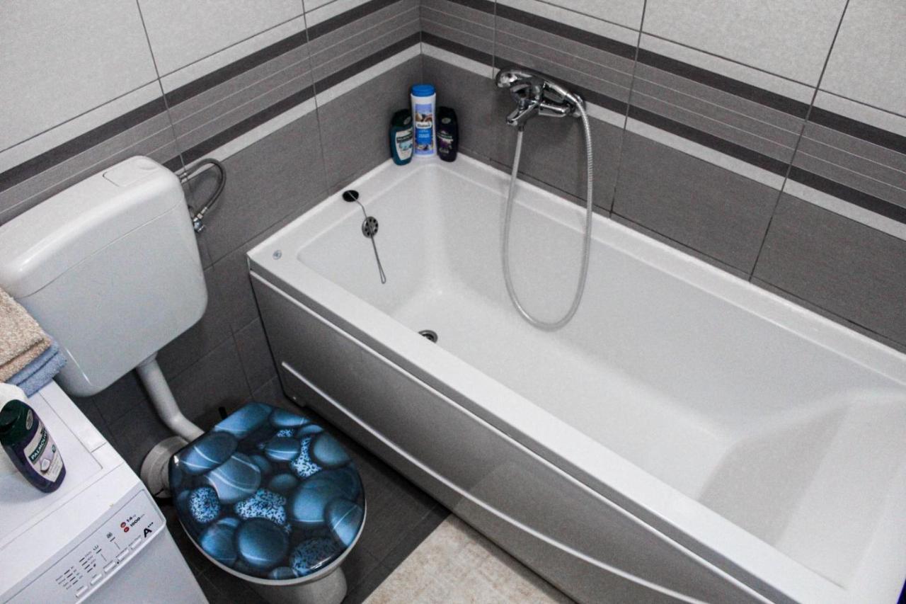 Apartman Teo Lukavica Kültér fotó